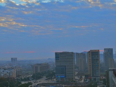 浙江省臺(tái)州市玉環(huán)市玉城街道雙港路47號(hào)華鴻&middot;中央首府